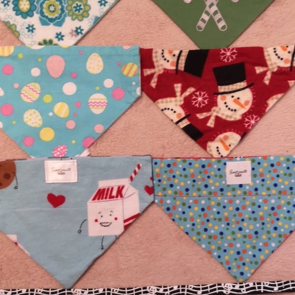 12 over the collar reversible dog bandana - Picture 4 of 10